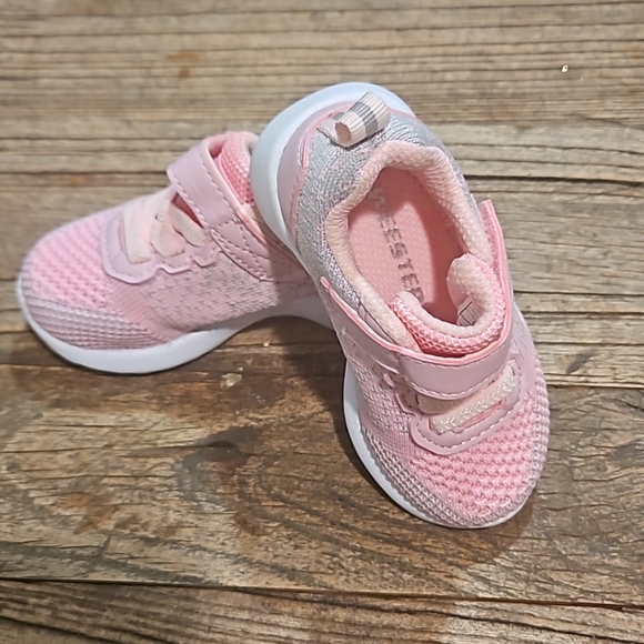 Westepp new pink sz 5 - Picture 1 of 3